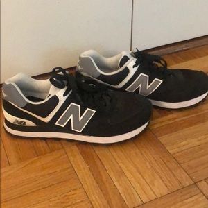 New Balance 574 women’s casual sneakers